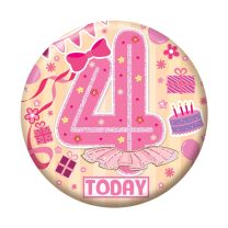 Age 4 Female Small Badges 6ct (5.5cm)